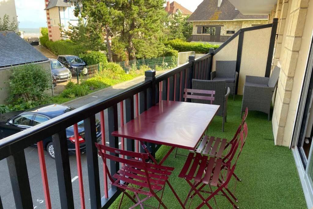 Magnifique Appartement Vue Mer A 50 M De La Plage Villers-sur-Mer Eksteriør bilde