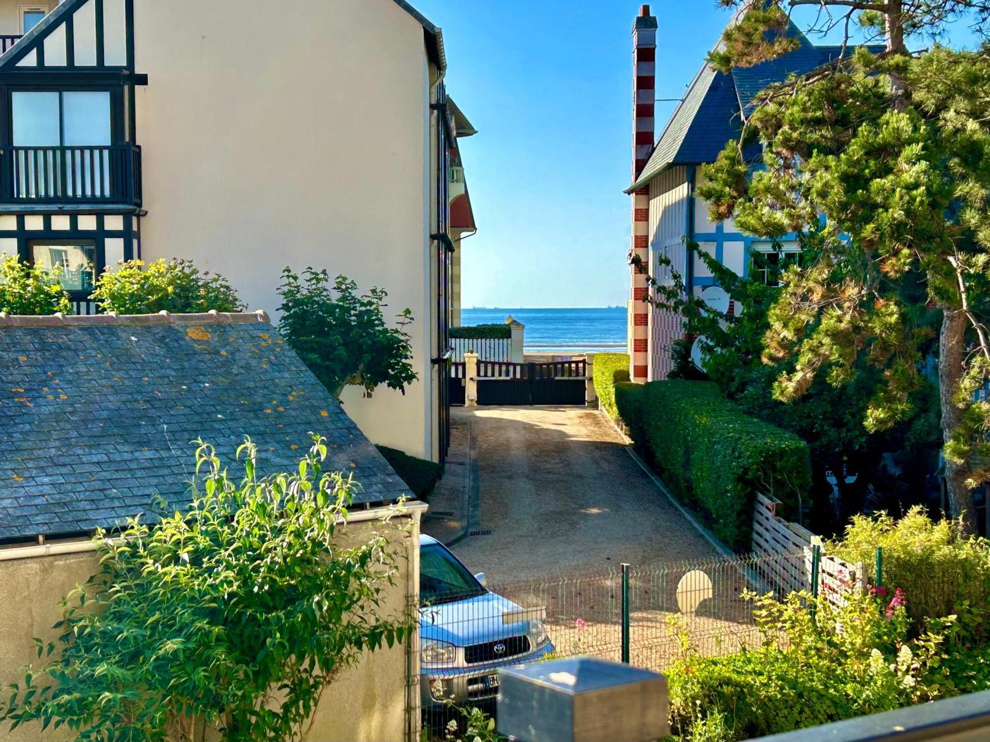 Magnifique Appartement Vue Mer A 50 M De La Plage Villers-sur-Mer Eksteriør bilde
